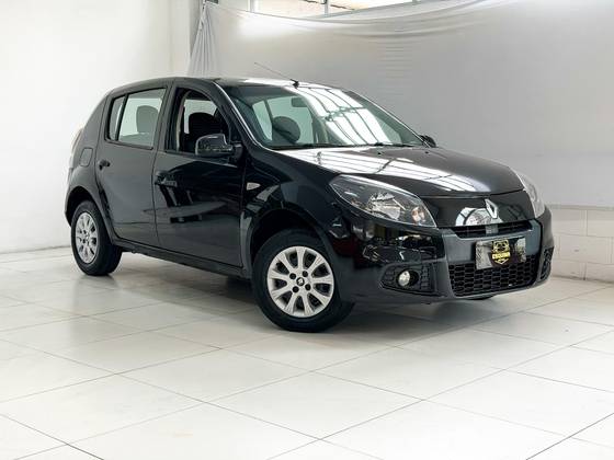 RENAULT SANDERO 1.0 EXPRESSION 16V FLEX 4P MANUAL RENAULT SANDERO 1.0 EXPRESSION 16V FLEX 4P MANUAL